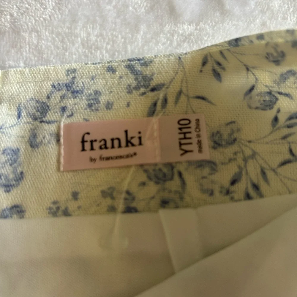Francesca's Blue and Ivory Mini Pencil Skirt with Zipper NWT
